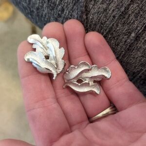 Silver tone leaf Judy Lee clip-on earrings